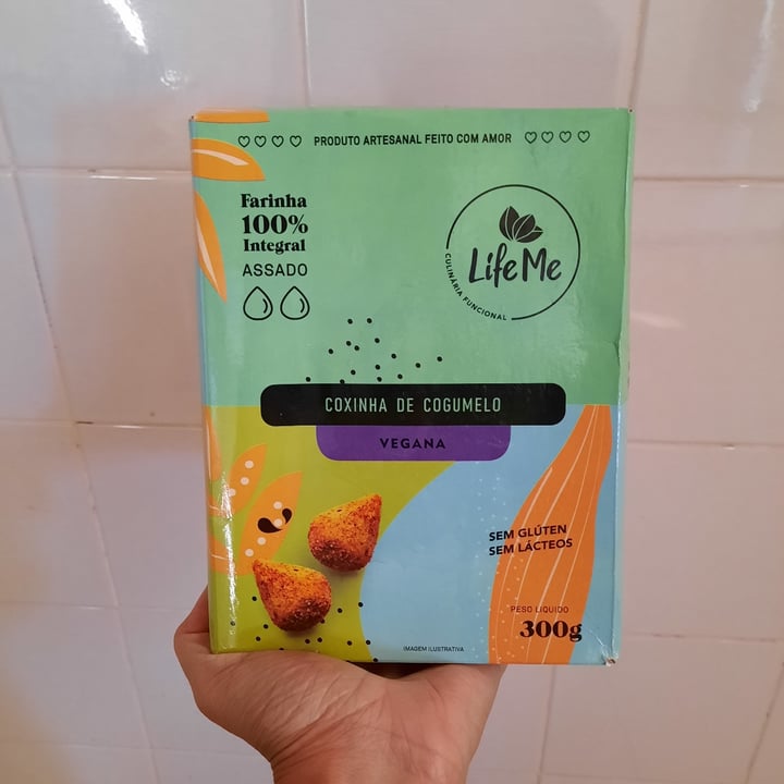 photo of Life Me Coxinha Vegana Cogumelo shared by @febueno on  07 Jul 2022 - review