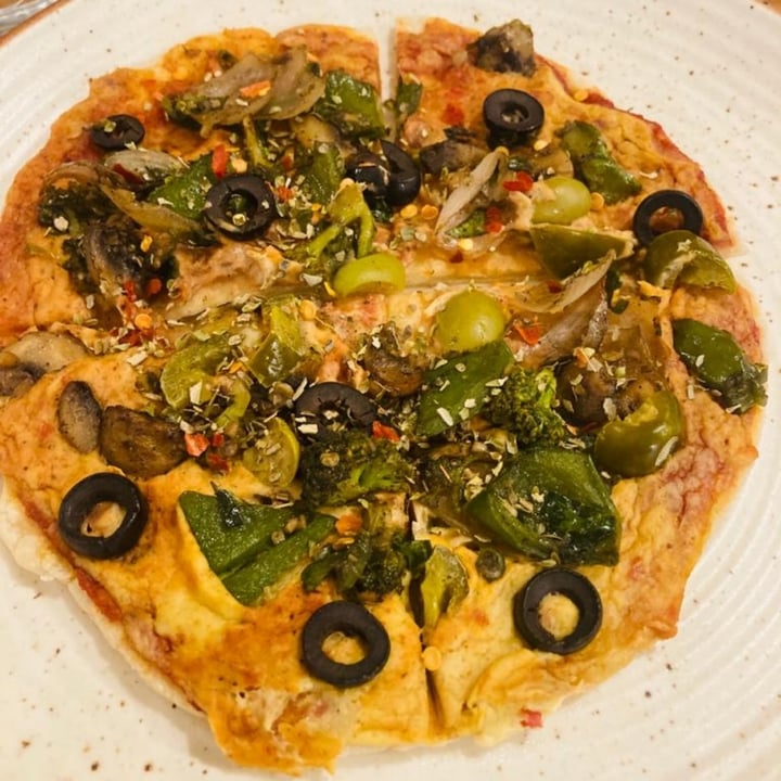 photo of VLAVB Canteen Exotic Vegan Pizza shared by @siddhantvikramaditya on  13 Apr 2021 - review