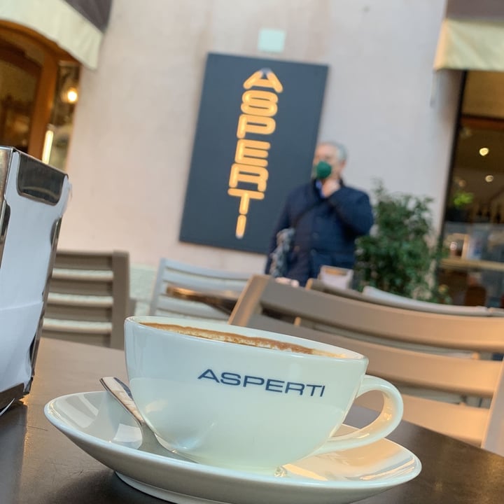 review photo of Pasticceria Asperti Cappuccino di soia shared by @palmitafrita on 30 Jan 2022 - review