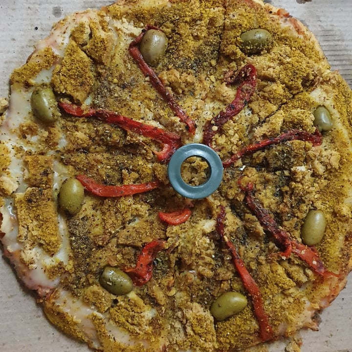 review photo of TAHIEL VEGANO Pizza 3 quesos. (De papa, de garbanzos y parmesano) shared by @sabrilafuente on 06 Dec 2020 - review