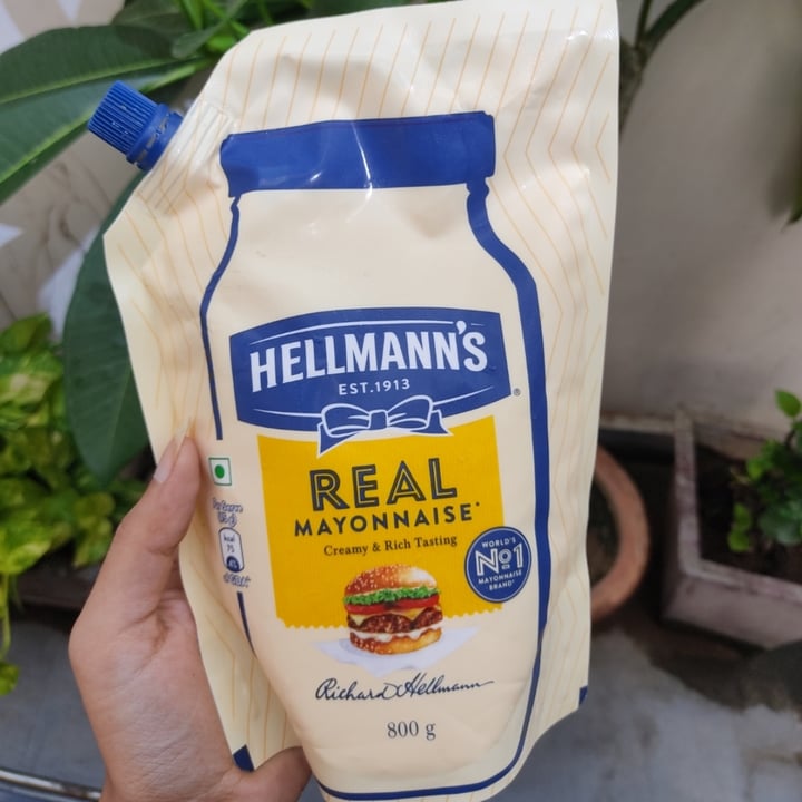 photo of Hellmann’s Hellman’s Vegan Mayonnaise shared by @khushbooydav on  26 Sep 2021 - review