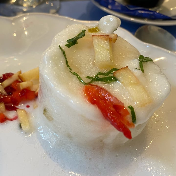 review photo of Bacalhau na Vila Helado de Lima, con Hierbabuena Y Vodka shared by @esti8 on 13 Mar 2022 - review