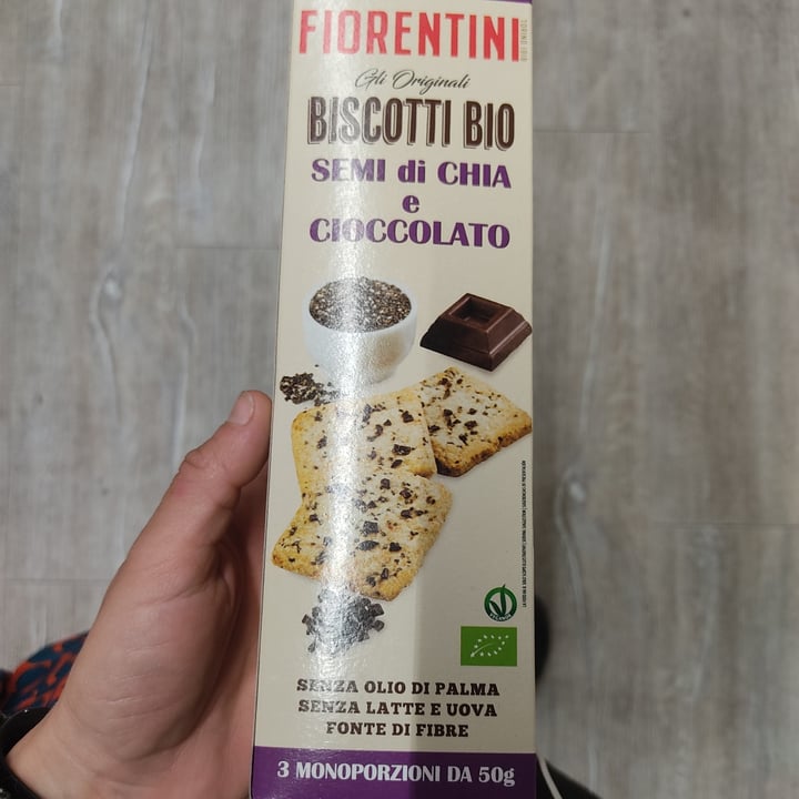 photo of Fiorentini Biscotti bio semi Di chia e cioccolato shared by @lauradavega on  21 Mar 2022 - review