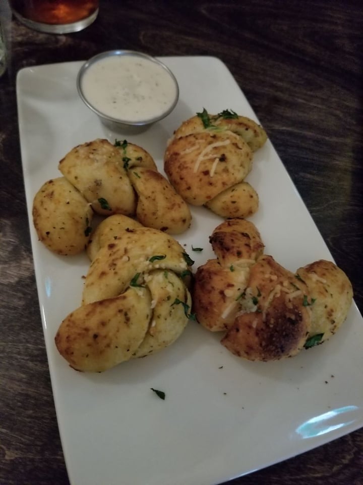 photo of Virtuous Pie Garlic Knots shared by @vegandyeries on  17 Feb 2020 - review