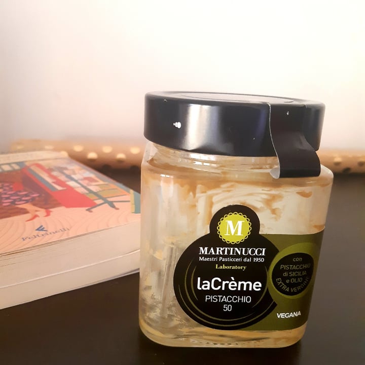 review photo of Martinucci La Crème - PISTACCHIO shared by @piarpaola on 11 Jan 2022 - review
