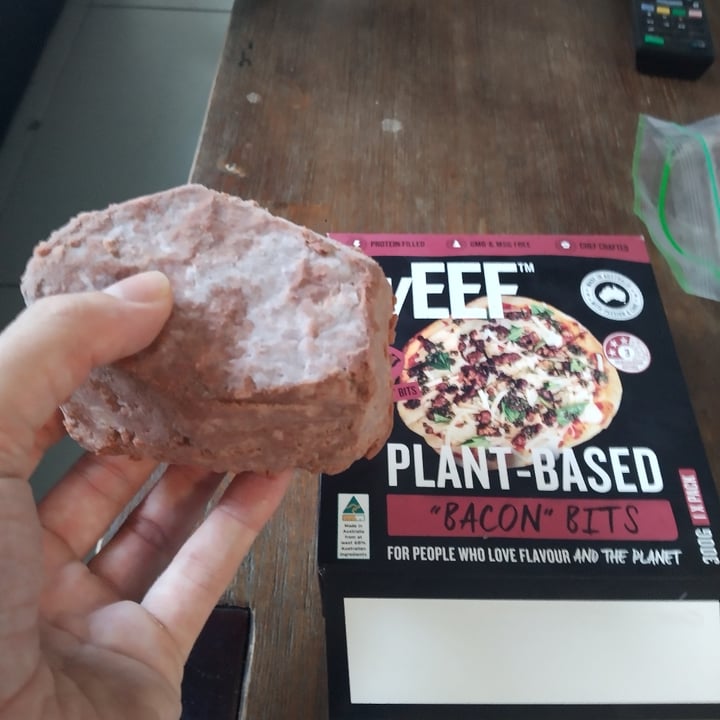 photo of Veef Plant Based Bacon Bits shared by @jaywhite on  17 Jan 2022 - review