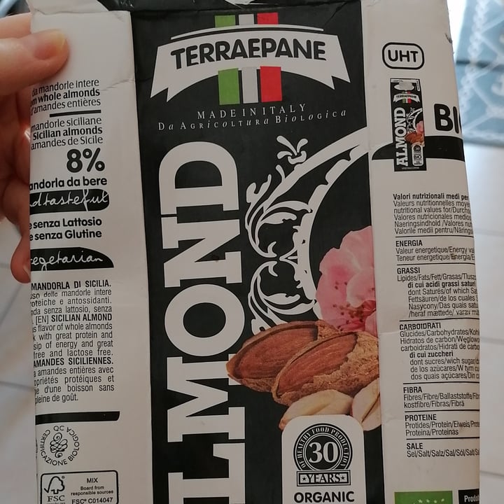 photo of Terraepane Almond Milk shared by @gmuretto on  29 Apr 2021 - review