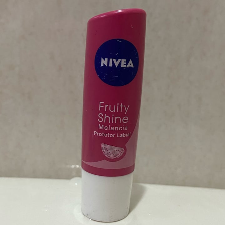 review photo of Nivea hidratante labial shared by @leticiamuller on 01 Nov 2022 - review