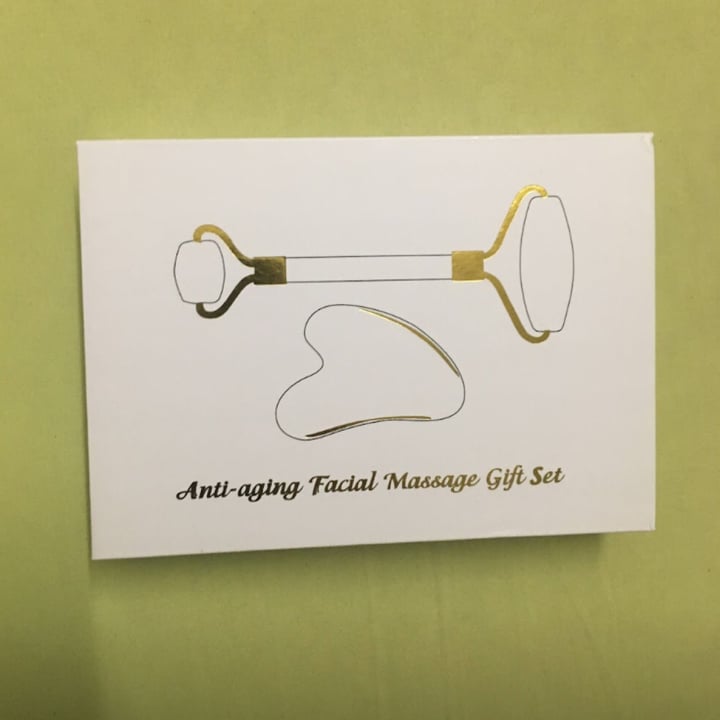 review photo of Bioveganshop Antiaging facial massage gift set shared by @mariacossu on 13 Sep 2022 - review