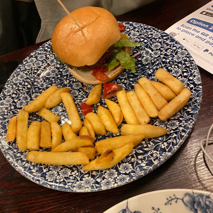 photo of Weatherspoons Pubs Fiesta burger shared by @robsm95 on  10 Jan 2022 - review