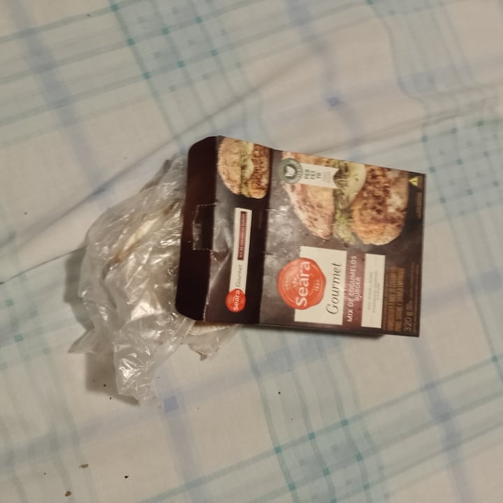 review photo of Seara Burguer mix de cogumelos shared by @floresvioletas on 08 Jul 2022 - review