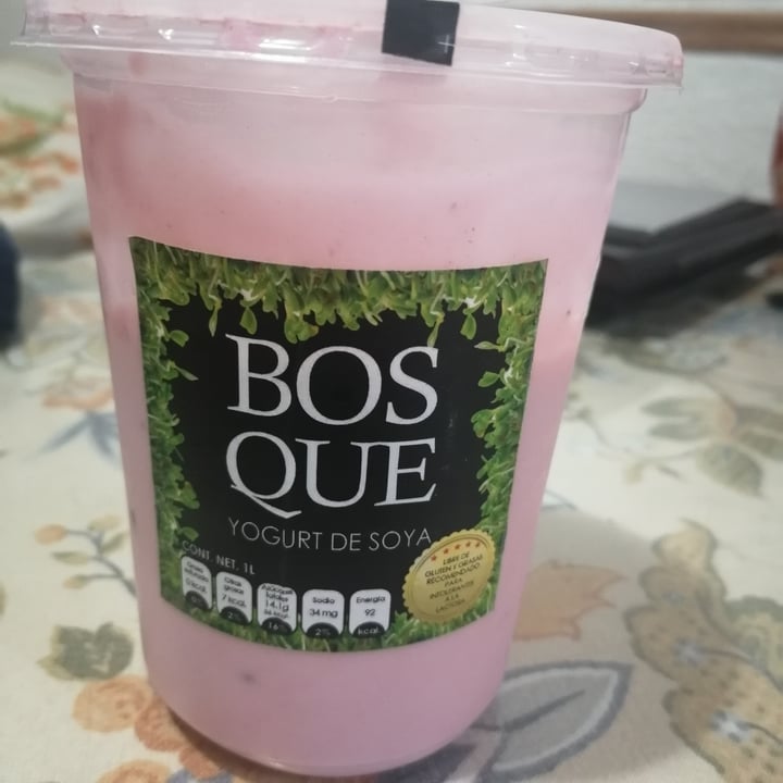 photo of Bosque Yogurt de soya Frutos rojos shared by @ossus on  22 Sep 2022 - review