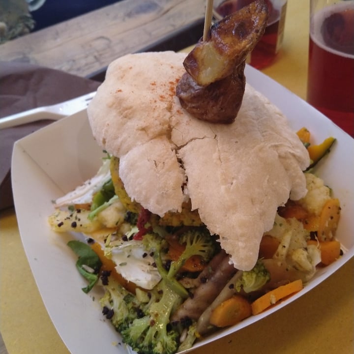 photo of Genuino Burger vegan shared by @giup on  29 Jan 2022 - review
