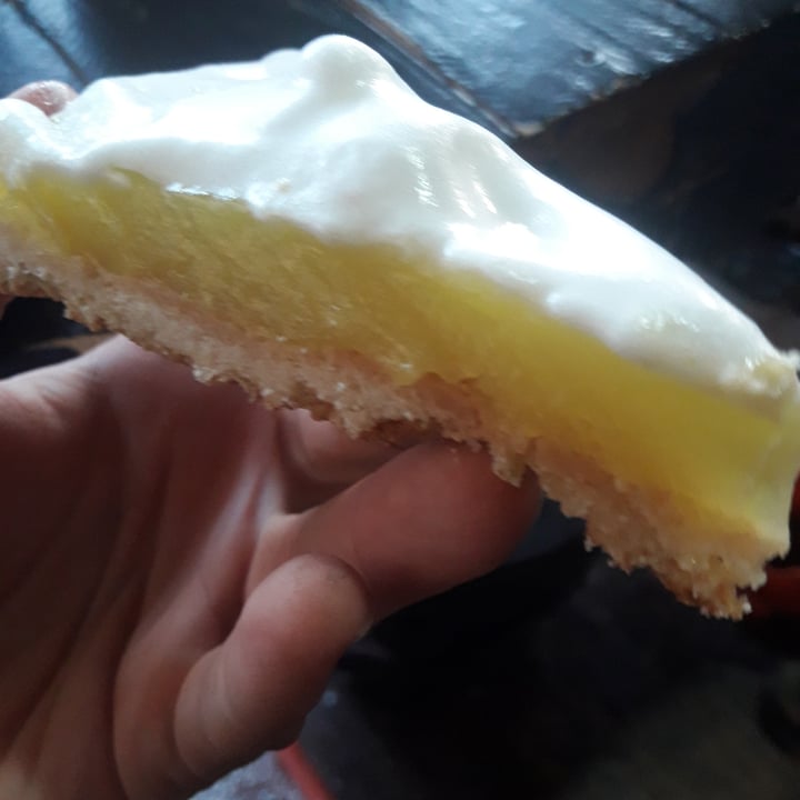photo of Siembra plant based Lemon pie shared by @leoalva on  15 Jun 2021 - review