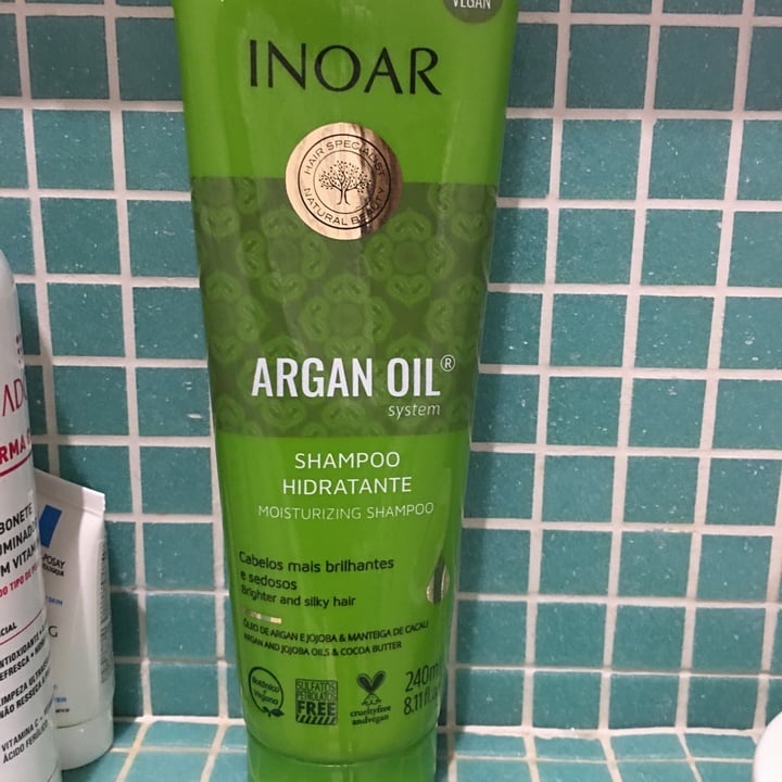 photo of Inoar Argan oil shampoo shared by @florenceantoniuk on  25 Apr 2022 - review