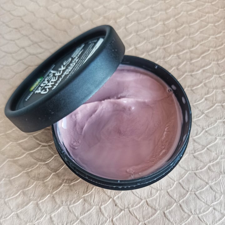 photo of LUSH Fresh Handmade Cosmetics Rosy Cheeks shared by @saramar on  03 May 2021 - review