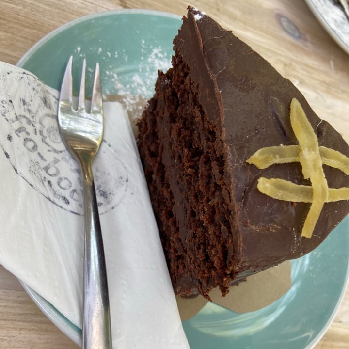 photo of afro-boer® Cocoa-spiced Vegan Cake shared by @plantbasedstorm on  25 Apr 2021 - review