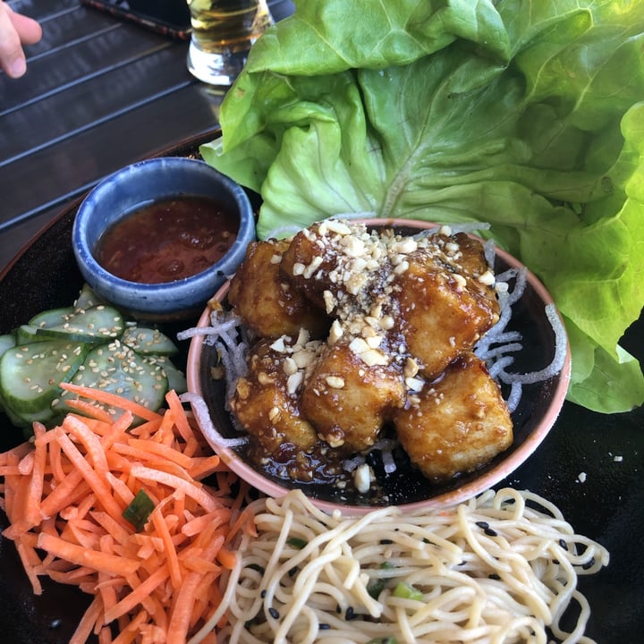 photo of Blue Sushi Sake Grill Lettuce Wraps shared by @nisharespect on  21 Oct 2021 - review