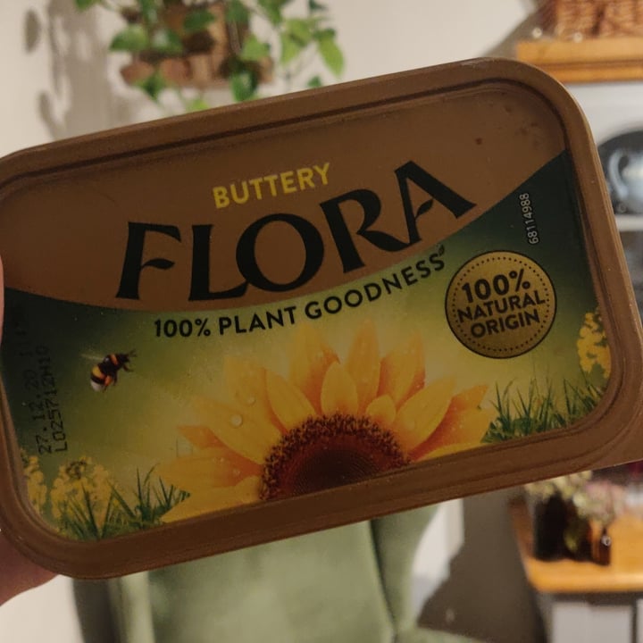 photo of Flora Dairy-free Flora 100% Plant Goodness shared by @georgeofearth on  02 Dec 2020 - review