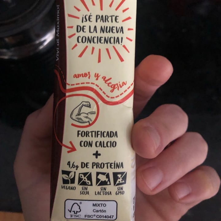 review photo of Vívet Leche de Cacahuate sabor Vainilla Caramel shared by @vickydeb on 27 Jul 2020 - review
