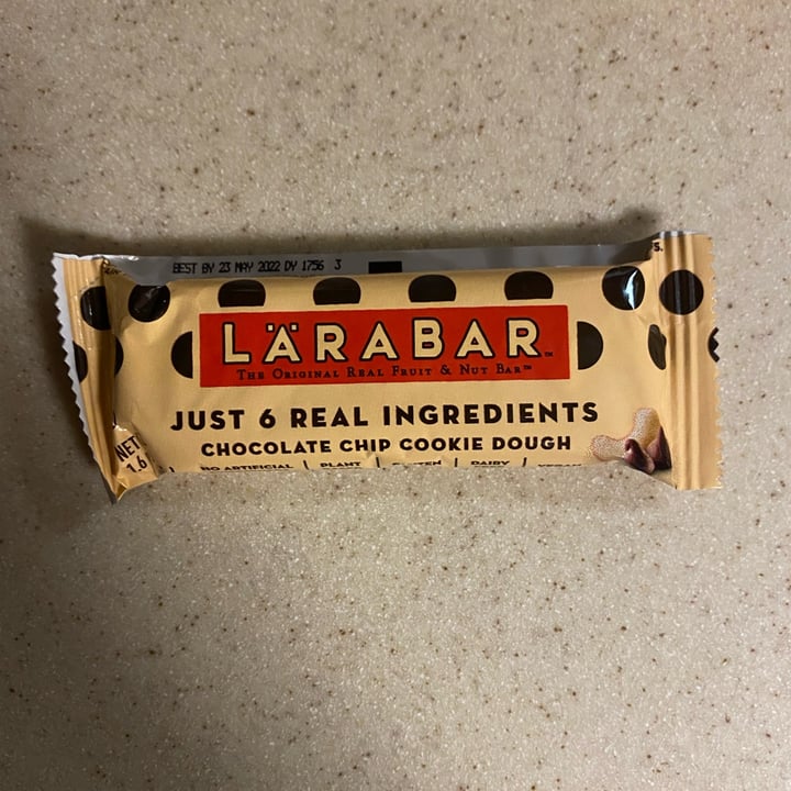 photo of Larabar Chocolate Chip Cookie Dough shared by @artzur on  08 Dec 2021 - review