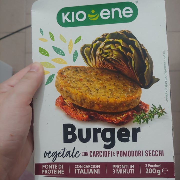 review photo of Kioene Burger ai carciofi e pomodori secchi shared by @veganiscool on 11 Sep 2021 - review