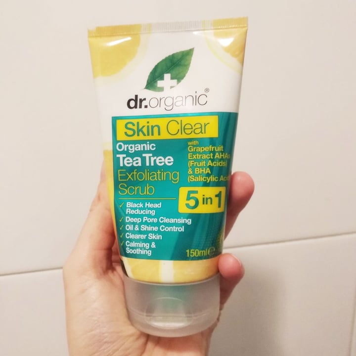 photo of dr.organic Skin Clear shared by @myvegang on  05 Apr 2020 - review