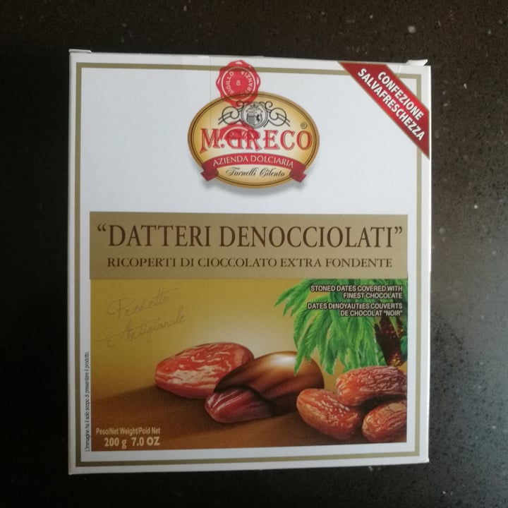 review photo of M.Greco Datteri ricoperti di cioccolato shared by @chiara05 on 31 Jan 2022 - review
