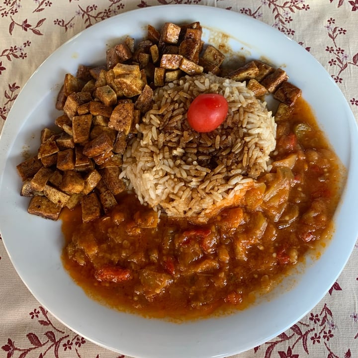 photo of Konoba Bani Tofu with Olive Oil, Garlic And Tamari Sauce/integral Rice shared by @feonaci on  25 Sep 2021 - review