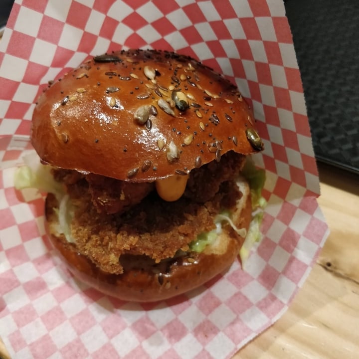 photo of Mooshies London Vegan Burger Bar Magic Mushroom Burger shared by @ecofriendlyvegangeek on  27 Jul 2021 - review