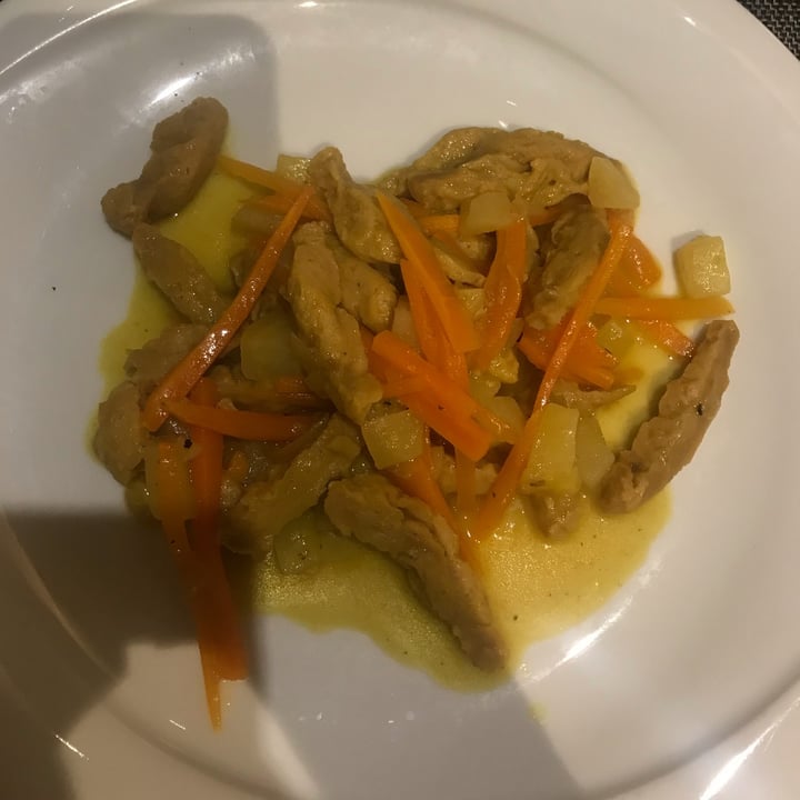 photo of Ristorante Cantina 26 Spezzatino vegan shared by @ericadavide on  17 May 2022 - review