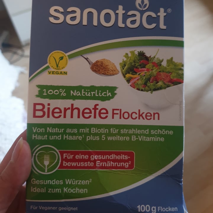 photo of Sanotact Bierhefe Flocken shared by @taroony on  01 Feb 2022 - review