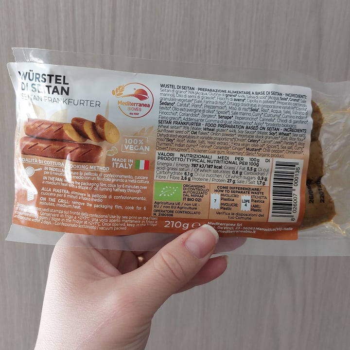 photo of Mediterranea BioVeg Würstel di tofu shared by @twocabbageskitchen on  14 Jun 2022 - review