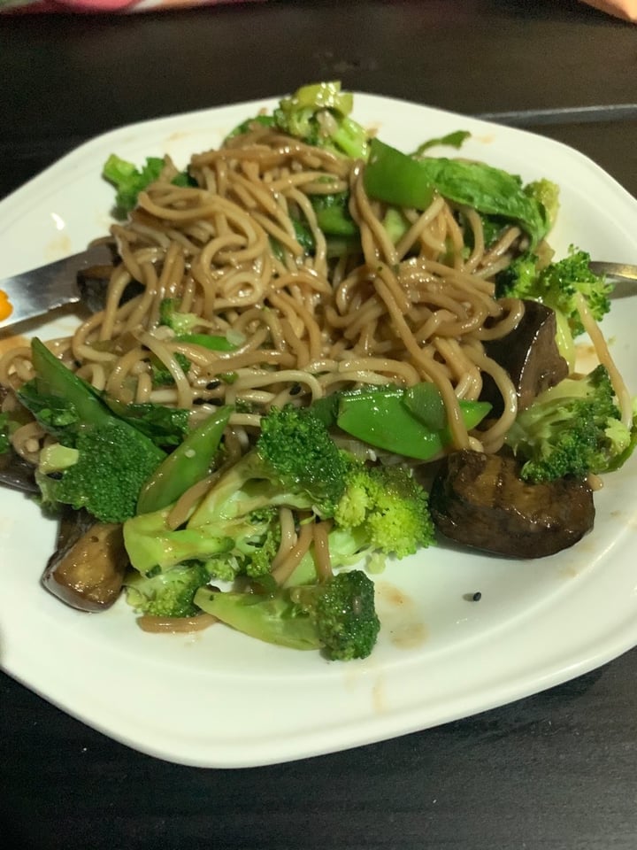 photo of Woolworths Food Green Chow Mein shared by @chironix on  28 Nov 2019 - review