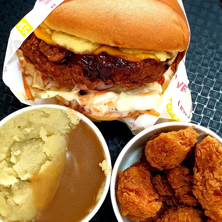 photo of Vegan Fried Chick'n Feed Pack shared by @bells-aringing on  21 Dec 2020 - review
