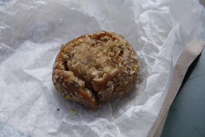 photo of The Cinnamon Snail Pistachio Cake shared by @lianaperez on  23 Aug 2018 - review