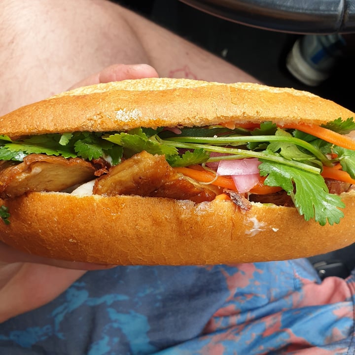 photo of madam saigon baguette Vegan Duck Banh Mi shared by @oskarvin on  03 Oct 2020 - review