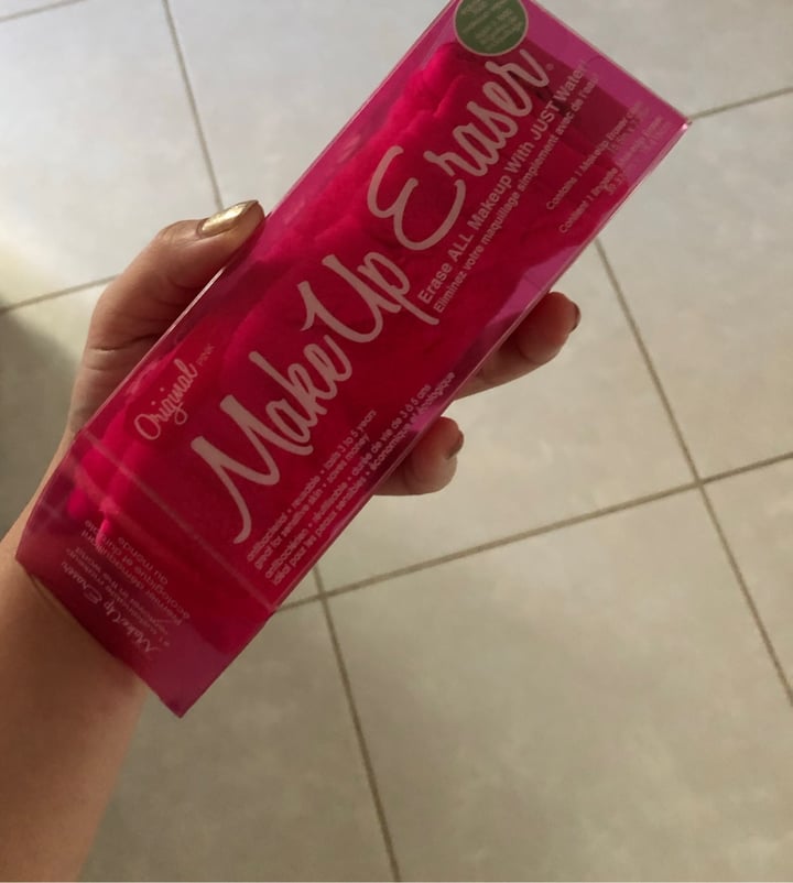 photo of The Makeup Eraser Makeup eraser shared by @emiasoto on  05 Jul 2020 - review