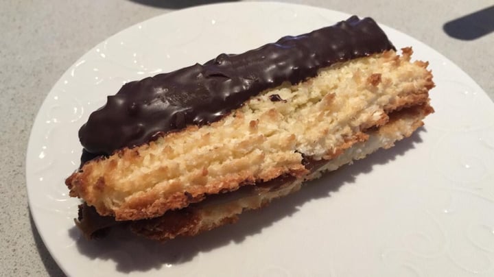 photo of Vica (Delivery Only) Coquito relleno de dulce de leche bañado en chocolate shared by @chanli on  03 Aug 2019 - review
