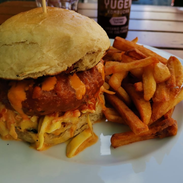 photo of The Judgy Vegan café & bar Burger shared by @thelongdancer on  04 Jan 2022 - review