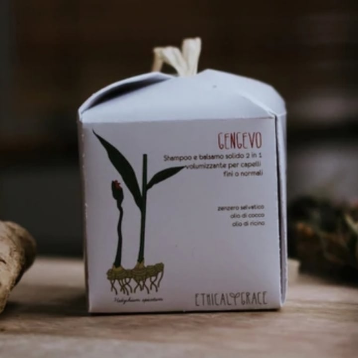 photo of Ethical Grace Gengevo Shampoo e Balsamo Solido shared by @simonaerocco on  27 Apr 2022 - review
