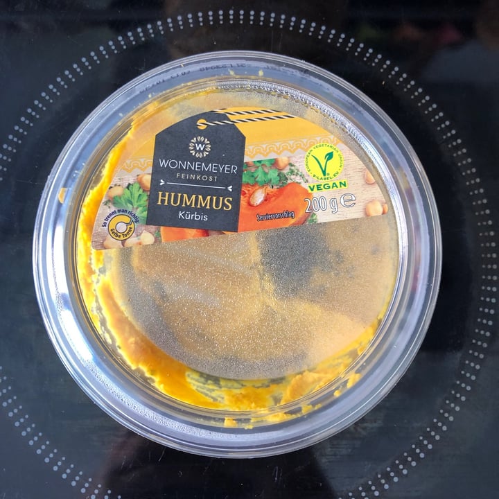 photo of Wonnemeyer Hummus Kürbis shared by @marenvansoest on  11 Sep 2021 - review