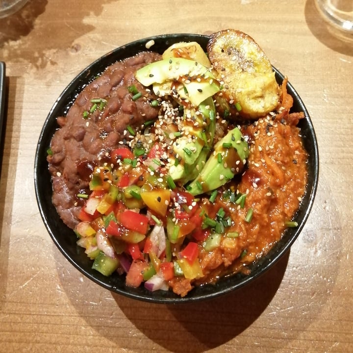 review photo of OrganiQ Sant Cugat Pabellón vegano shared by @lauraag98 on 11 Jul 2021 - review