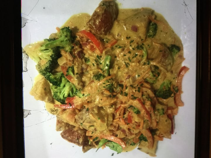 photo of The Modern Vegan Green Coconut Curry shared by @healthy808 on  15 Nov 2018 - review