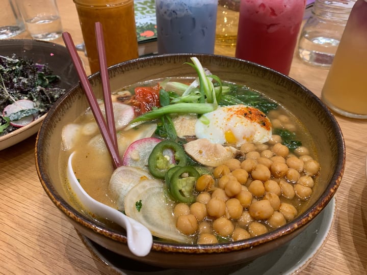 review photo of Life Alive Organic Cafe Blonde miso ramen shared by @aestheticallyadventurous on 03 Apr 2019 - review