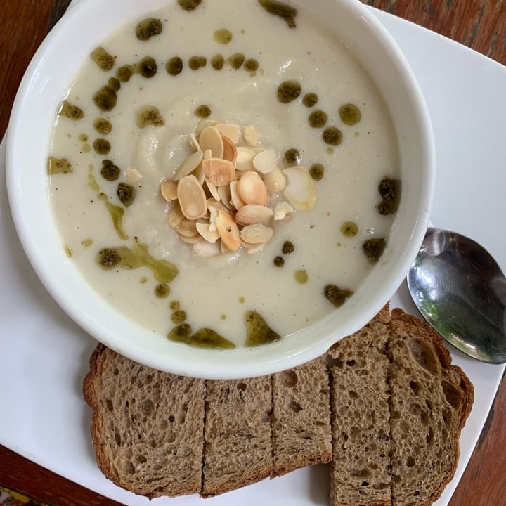photo of Backyard Cafe Cauliflower Soup shared by @tiascaz on  27 Oct 2022 - review
