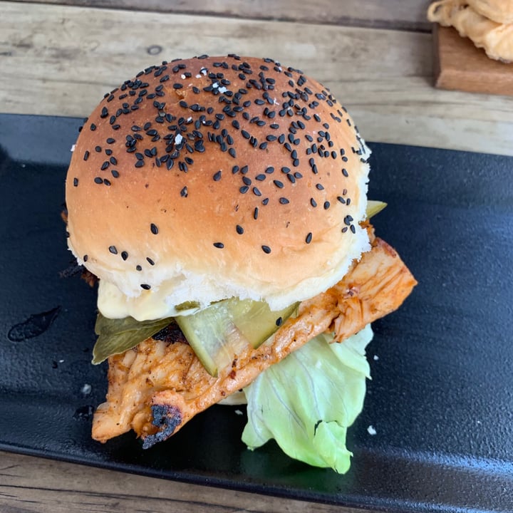 photo of Hudsons The Burger Joint (Stellenbosch) Frontliner Worker Burger shared by @caitlynclinton on  24 Jan 2021 - review