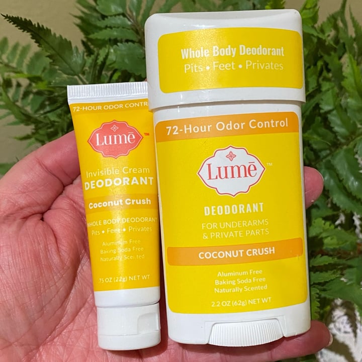 photo of Lume Coconut crush deodorant shared by @socalkitties on  30 May 2022 - review