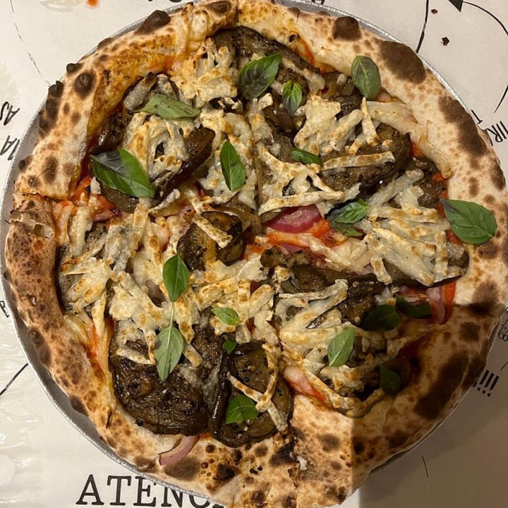 photo of Broto Pizza Vegana shared by @larissamarquet on  10 Jul 2022 - review