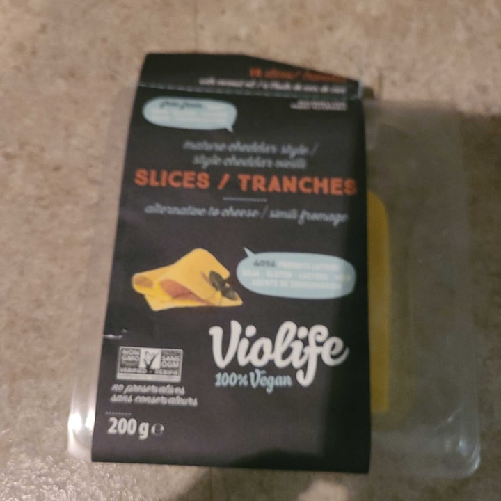 photo of Violife Cheddar Shreds shared by @misscats on  01 Dec 2021 - review